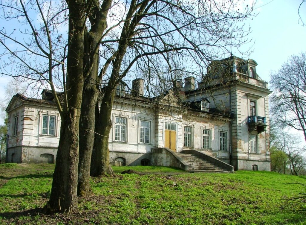 Dwór w Kozietułach