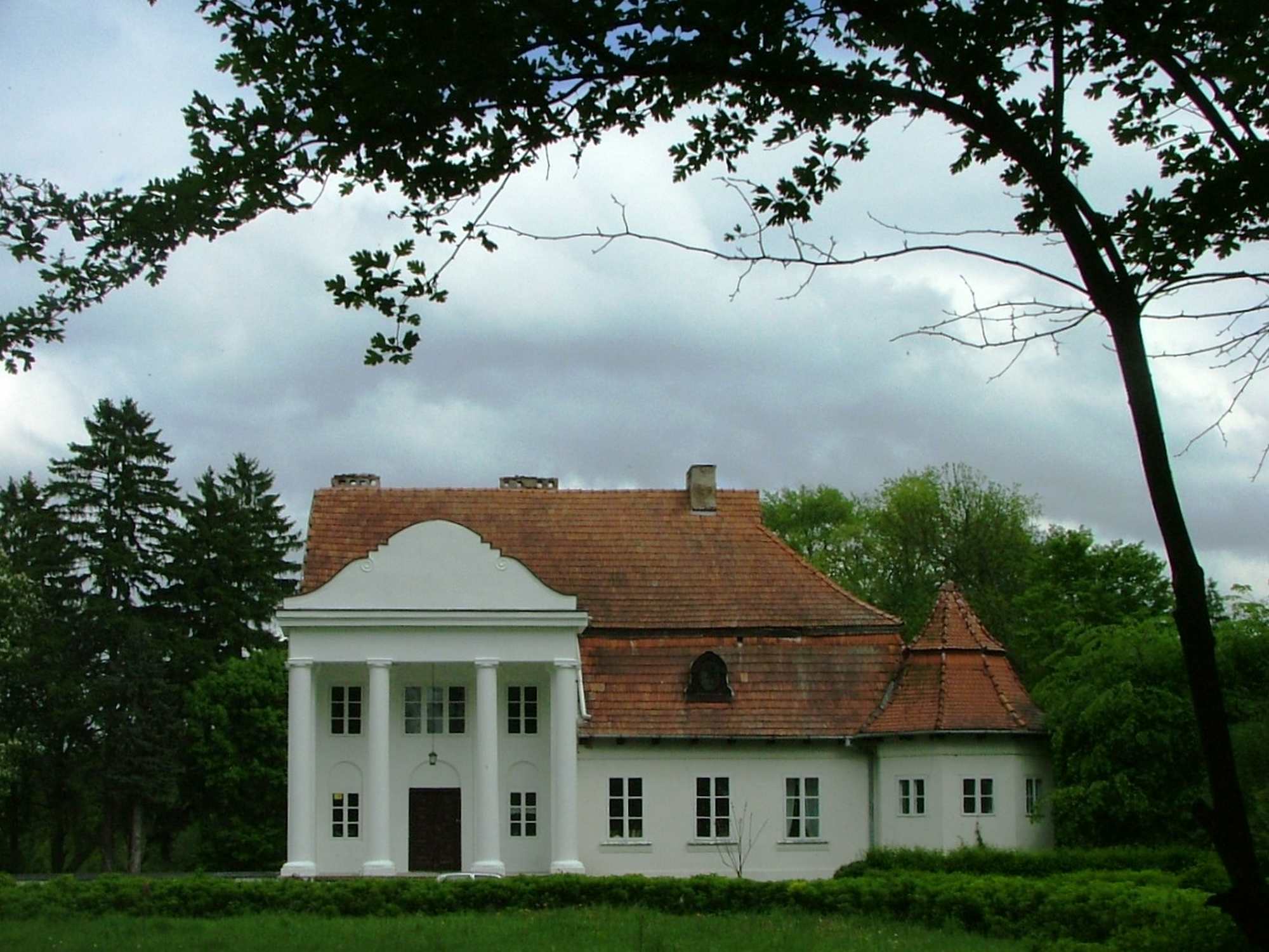 Dwór w Dylewie, fot. Andrzej Zygmunt Rola-Stężycki